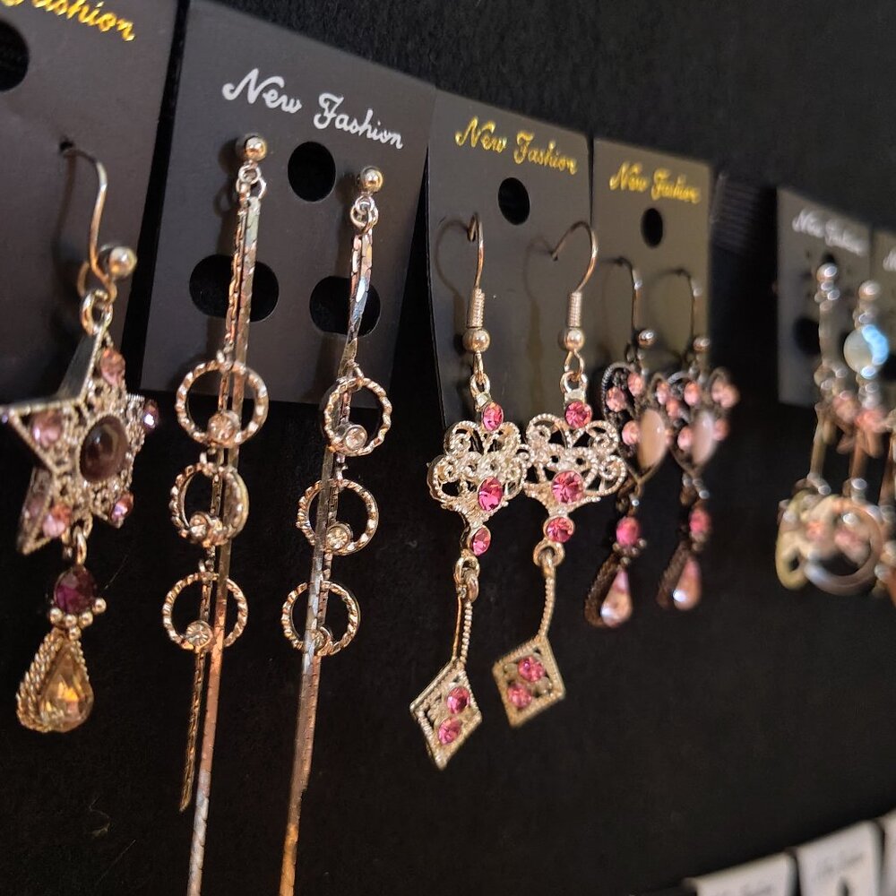 51/50 - The Crazy Deal! - 51 pieces of Jewelry for 50 dollars
